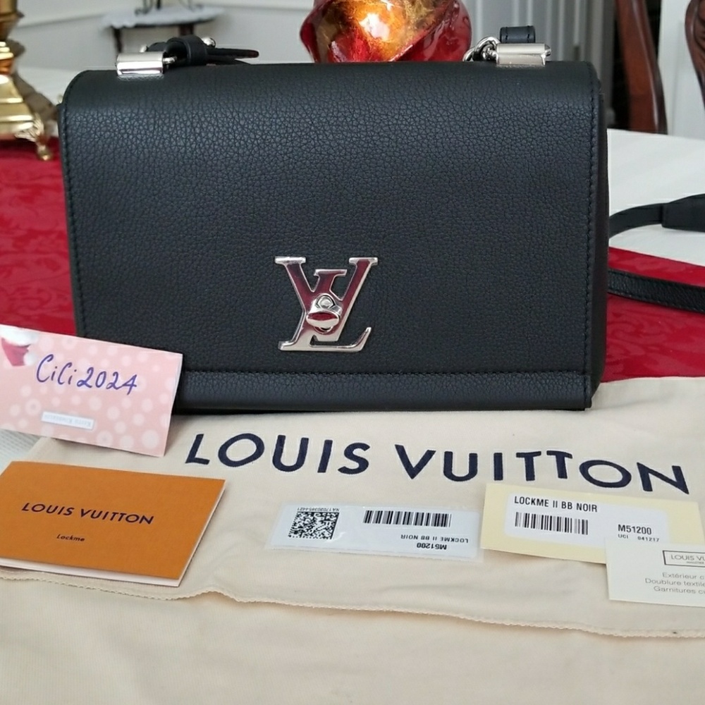 Louis Vuitton LockMe II BB Noir
